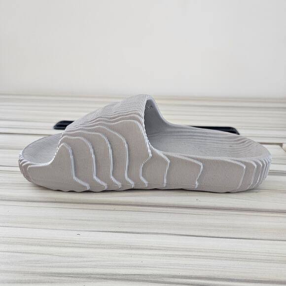 Adidas Originals Adilette 22 Men's Slide Sandals Gray Size 6 - Picture 3 of 9